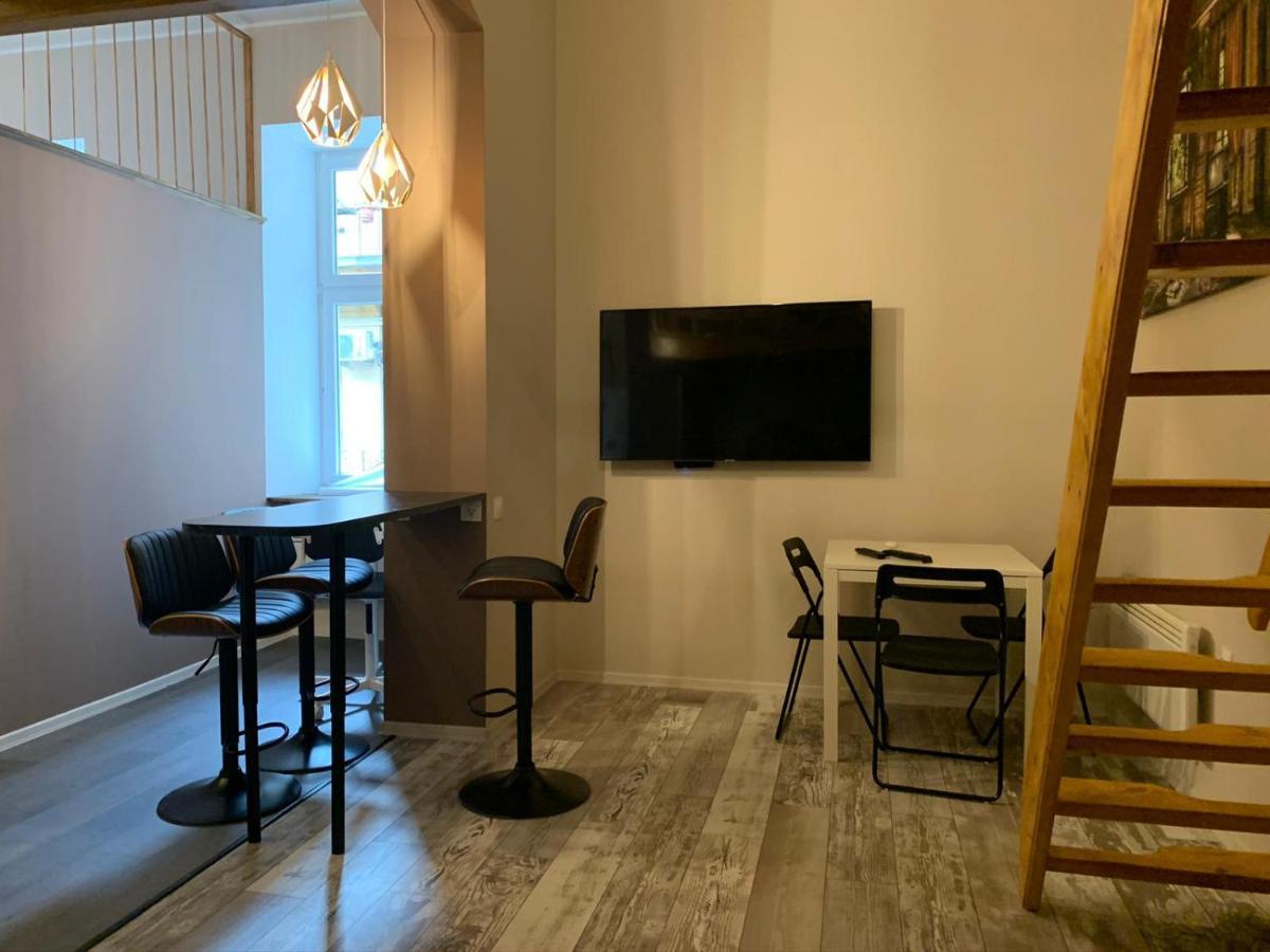 Art-club apartment Budapeszt Zewnętrze zdjęcie